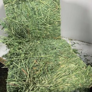 Alfalfa Hay (3) High-quality alfalfa hay for cattle and horses