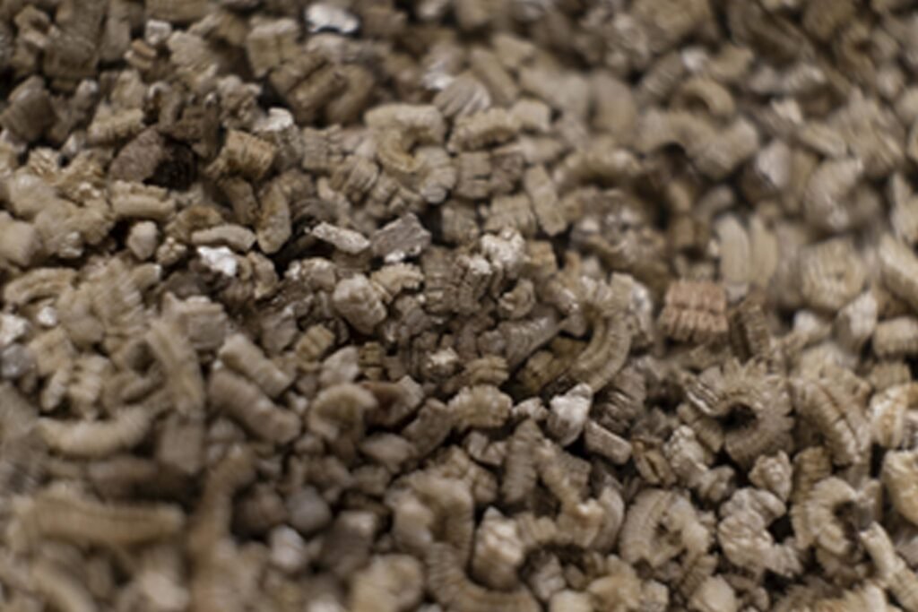 Vermiculite for horticulture, seed germination, potting mixes and moisture retention